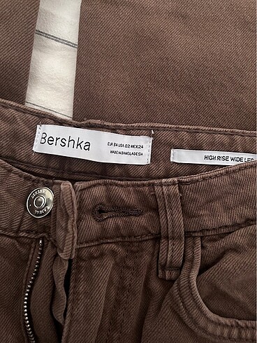 xs Beden Bershka pantolon