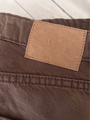 xs Beden kahverengi Renk Bershka pantolon