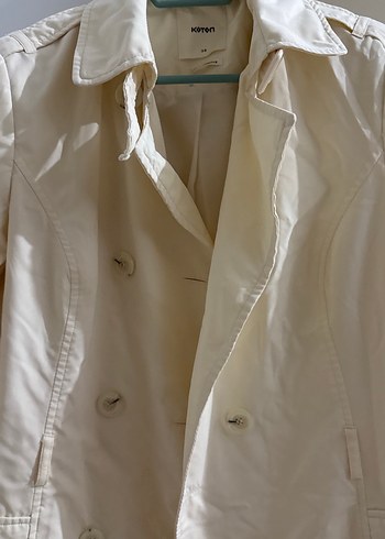 Düğmeli Beyaz Kadın Trençkot - Görsel 5