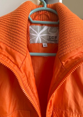 Düğmeli Turuncu Kadın Ceket - Görsel 3