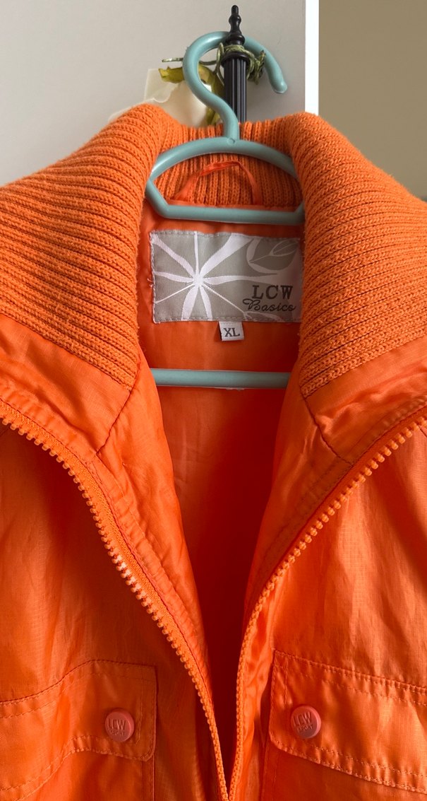 Düğmeli Turuncu Kadın Ceket - Görsel 3