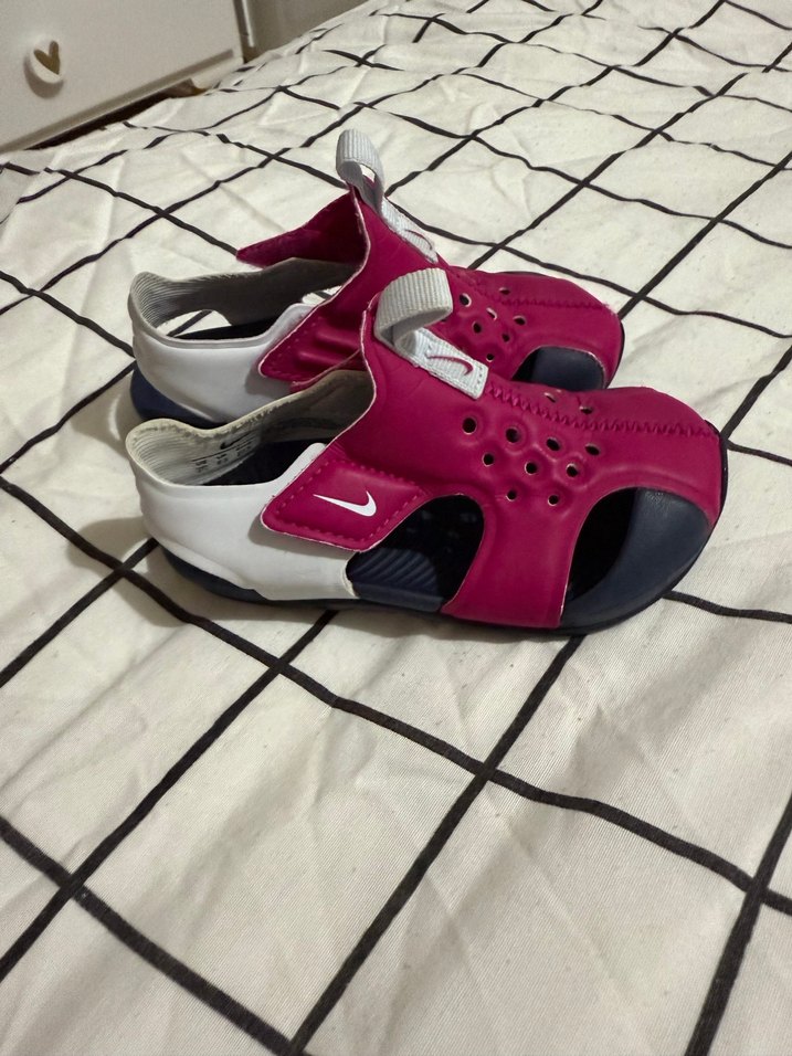 Kızlar için Pembe Cırt Cırtlı Terlik - Görsel 4