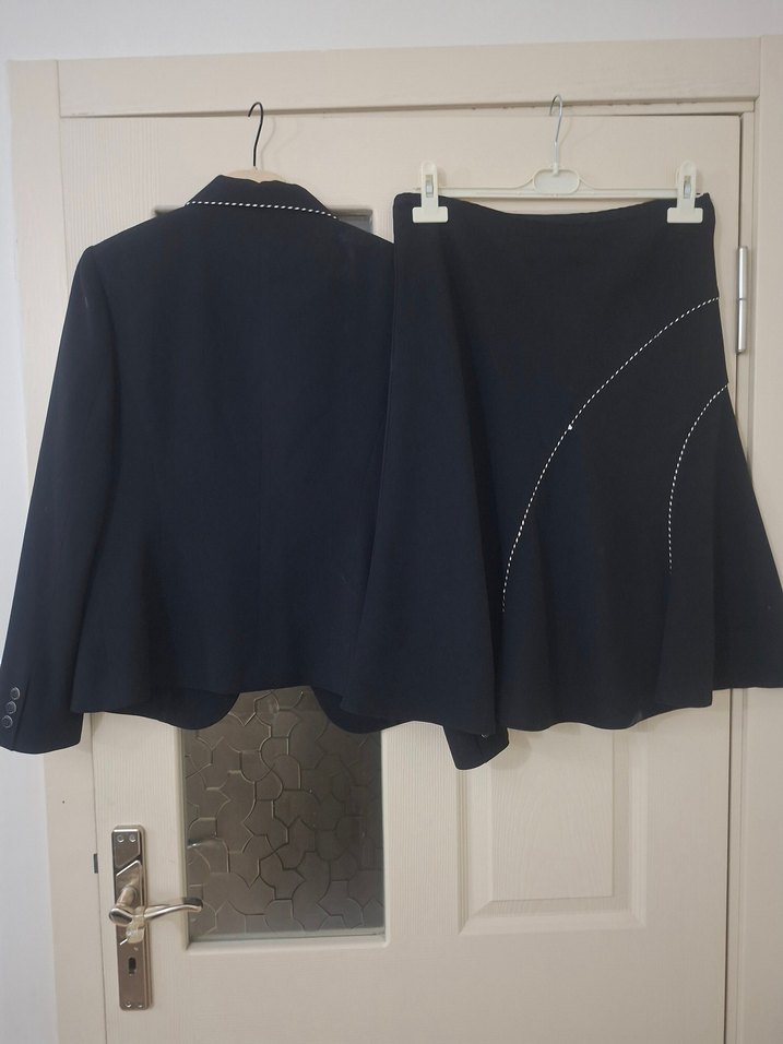 Kadın takım elbise - Görsel 2