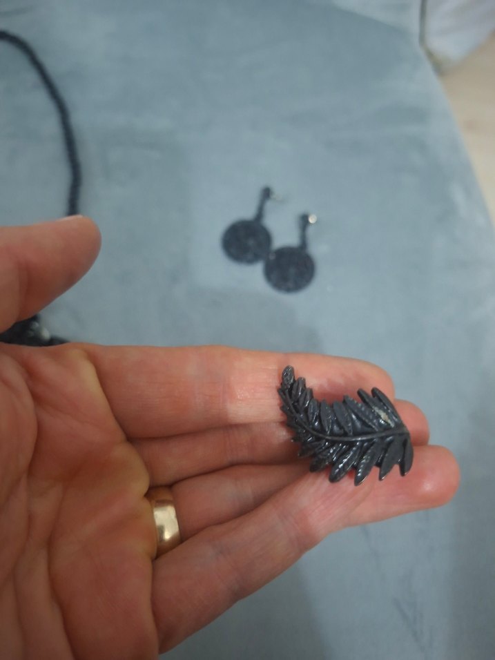 Siyah Bohem Püsküllü Kısa Kolye - Görsel 3