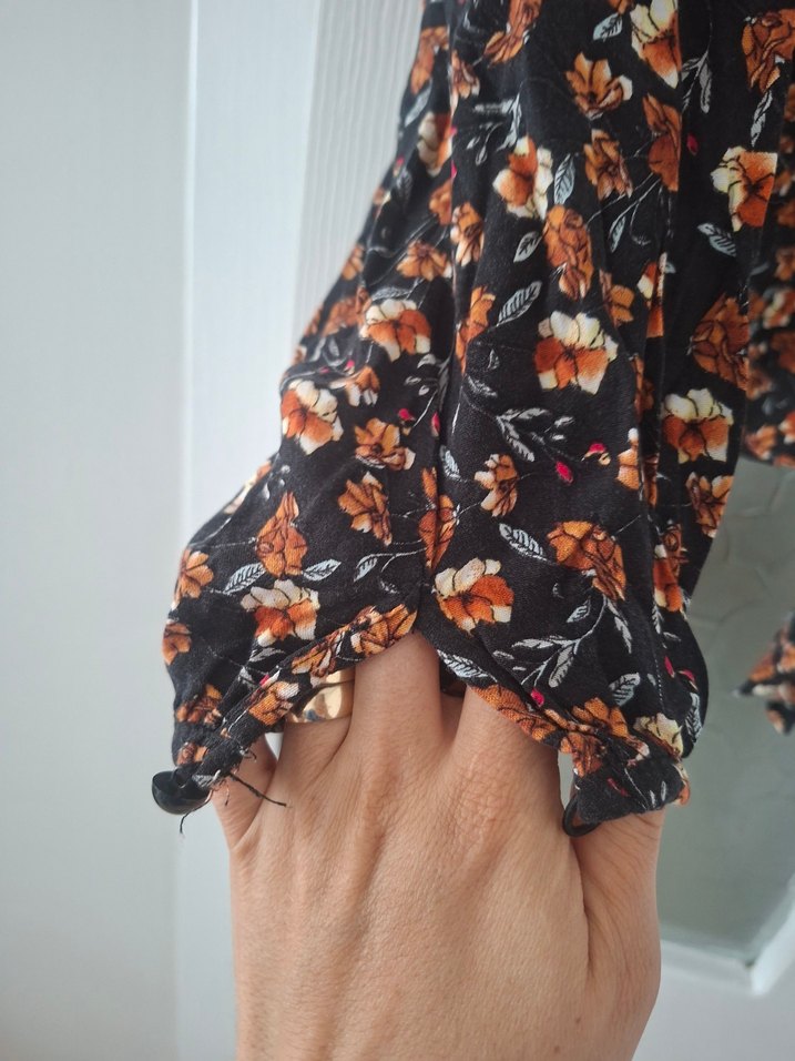 Bohem Uzun Kollu V Yaka Bağlamalı Bluz - Görsel 2