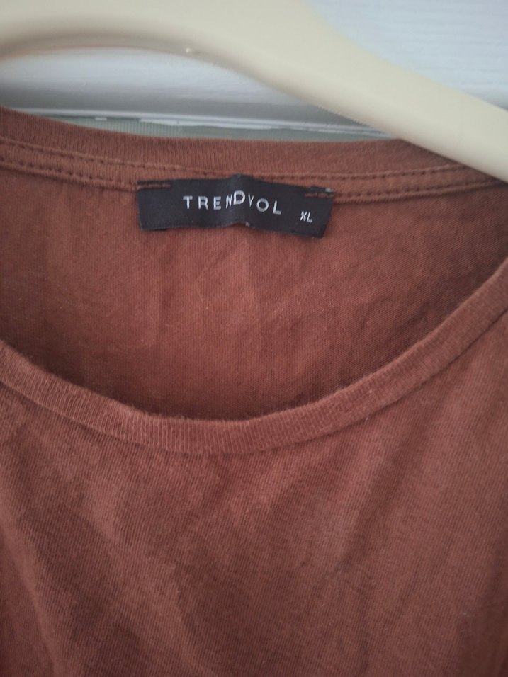 Kadın Kahverengi Keten Kısa Kollu Tişört - Görsel 2