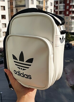 Adidas çanta