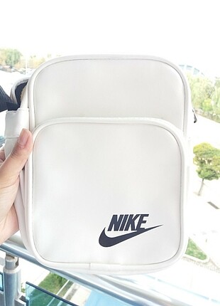 Nike çanta