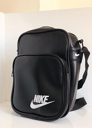 Nike çanta