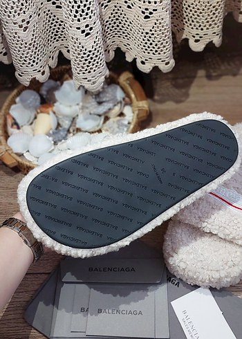 38 Beden camel Renk BALENCIAGA TÜYLÜ TERLIK