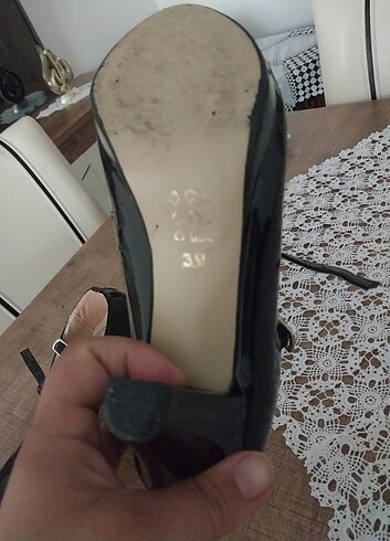 39 Beden Siyah topuklu ayakkabı