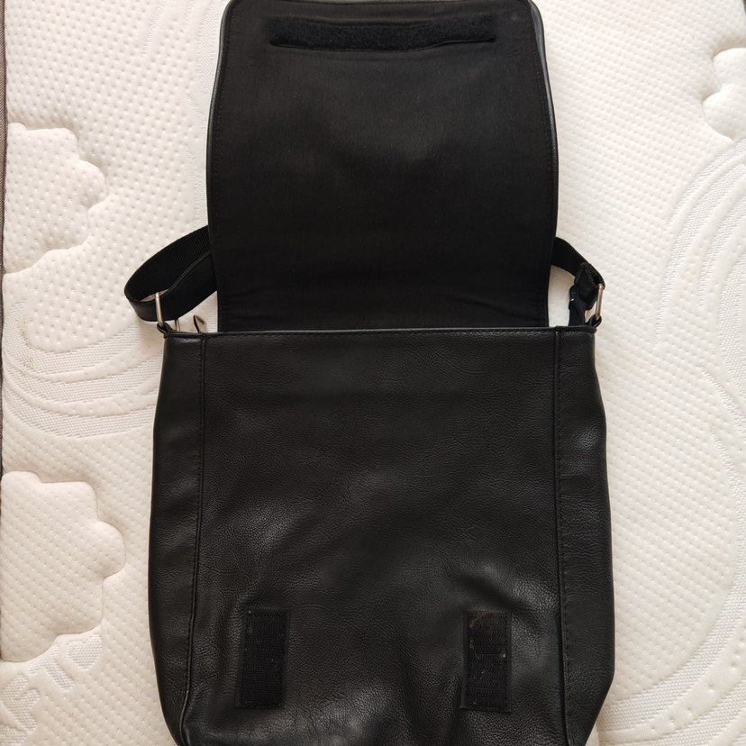 Siyah Deri Kadın Çanta - Görsel 4