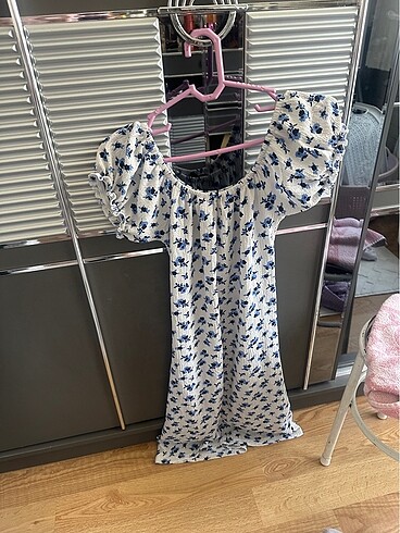 Çiçekli elbise - Görsel 2