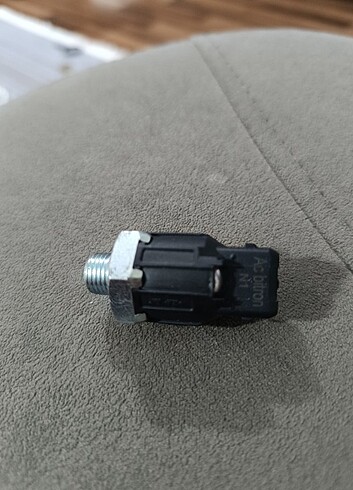 Diğer Renault vuruntu sensörü 