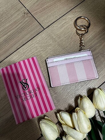 Beden pembe Renk Victoria secret kartlık