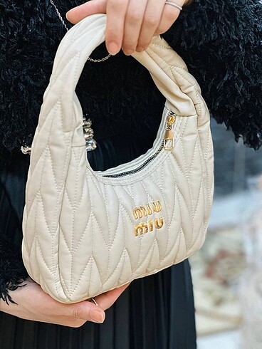 Miu Miu Miu miu çanta