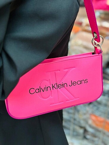 Beden siyah Renk Calvin klein çanta