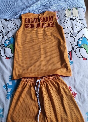 11-12 Yaş Beden Cift taraflı Galatasaray Spor Okulu Formasi
