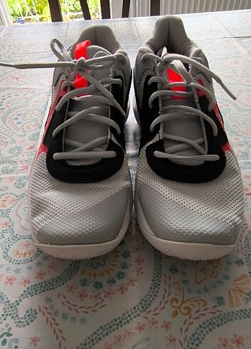 Under armour basketbol ayakkabisi