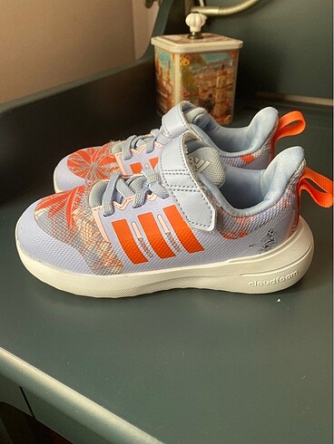 26 Beden Adidas Moana Ayakkabı