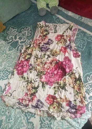 Çiçek Desenli Dantel Detaylı - Görsel 3