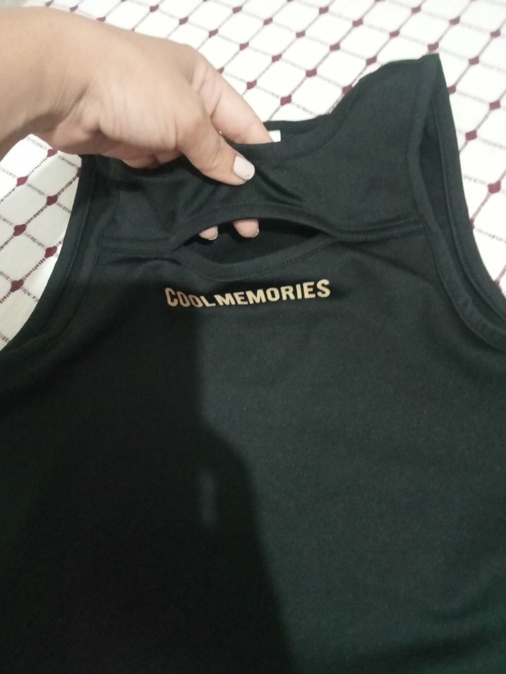 Siyah Baskılı Kolsuz Crop Top - Görsel 3