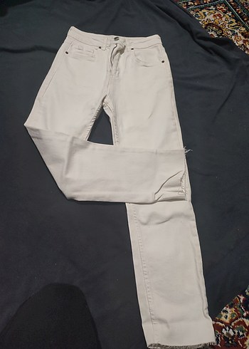Academia Ekru Denim Jean