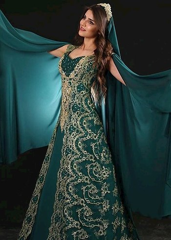 Bindallı ve nişan kıyafeti - Görsel 4