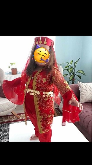Kız çocuk kına kıyafeti