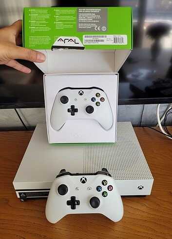 Xbox XBOX ONE 500GB ÇİFT KOL OYUN KONSOLU