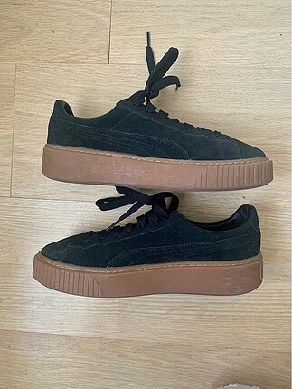 39 Beden siyah Renk Siyah Puma suede 39 numara