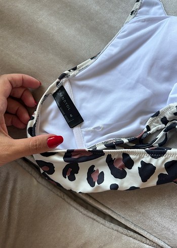 42 Beden Trendyol Milla bikini üstü