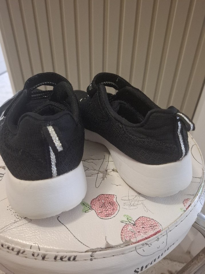 Skechers Siyah Kız Çocuk Spor Ayakkabı - Görsel 3