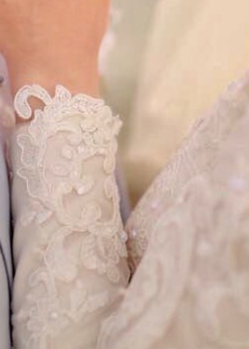 Uzun Kollu Beyaz Vintage Prenses Gelinlik - Görsel 2