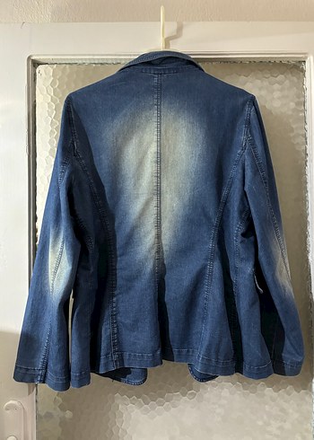 Bluz hırka bileklikler ruj kot ceket mont - Görsel 8