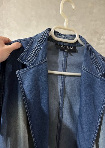 Bluz hırka bileklikler ruj kot ceket mont - Görsel 7