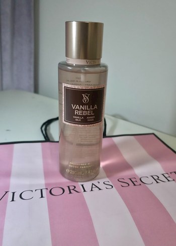 Victoria's Secret Vanilla Rebel Kadın Parfümü 250 ml