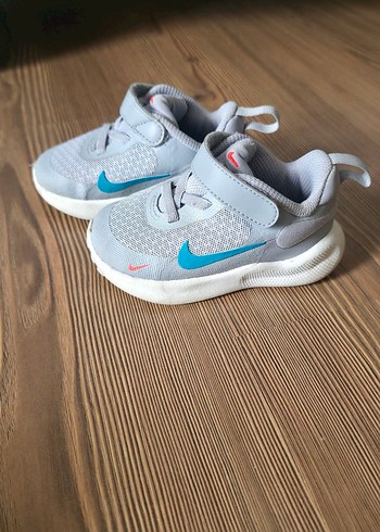 Gri Erkek Çocuk Spor Ayakkabı Velcro Bağcıklı