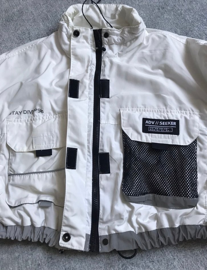 Beyaz Gri Midi Yağmurluk - Görsel 5