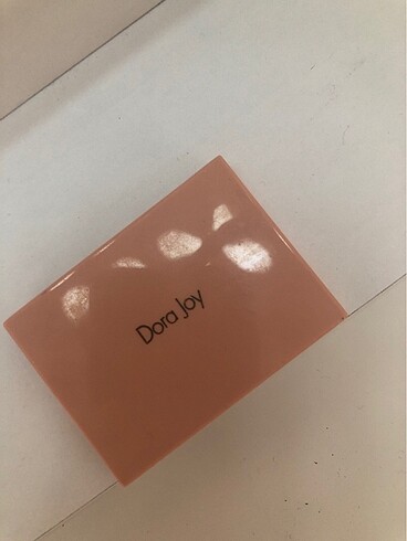 dora joy allık
