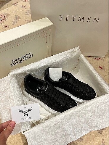 Alexander McQueen Sneakers
