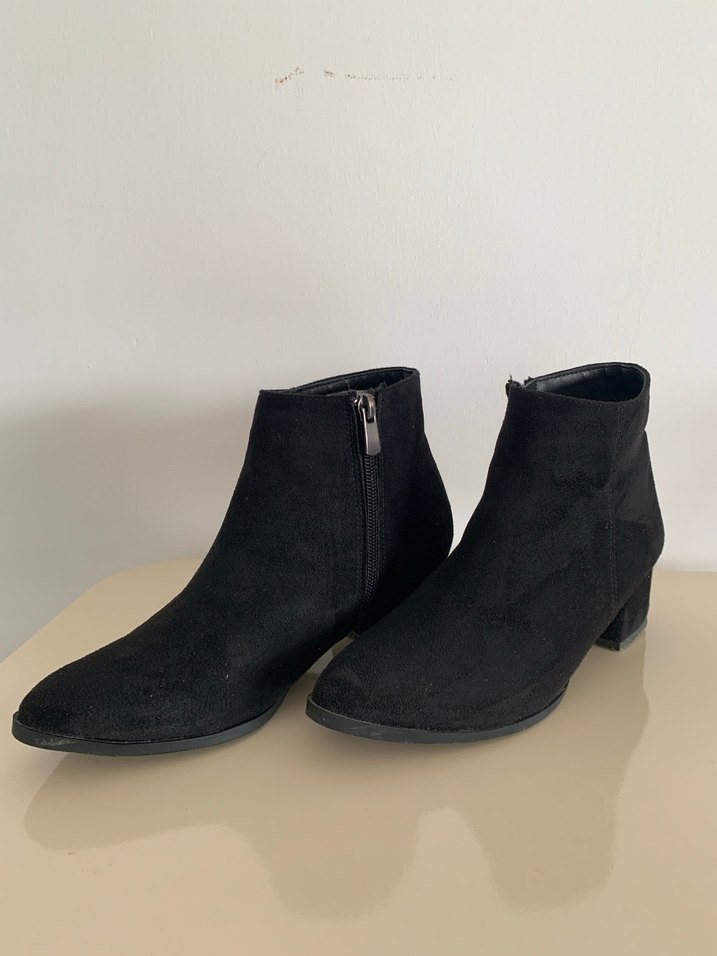 Siyah Süet Fermuarlı Kadın Bot - Görsel 2