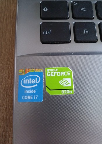 Beden Renk ASUS i7 Laptop 8GB RAM
