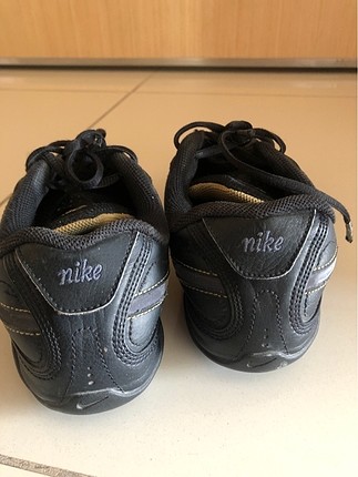 36,5 Beden Nike siyah spor ayakkabı 36,5