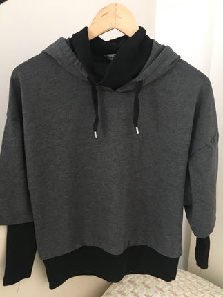 Kapüşonlu sweatshırt