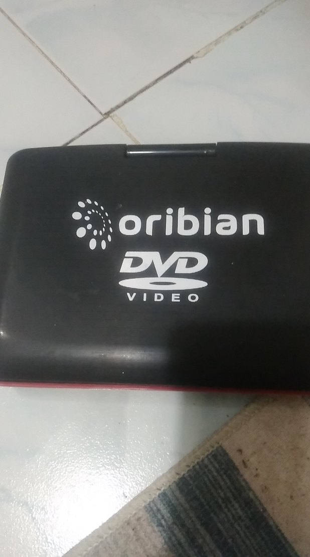 Kırmızı Taşınabilir DVD Oynatıcı - Görsel 4
