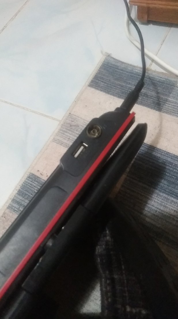 Kırmızı Taşınabilir DVD Oynatıcı - Görsel 5