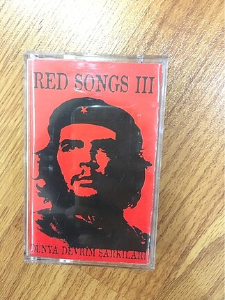 Dünya Devrim Şarkıları kaset