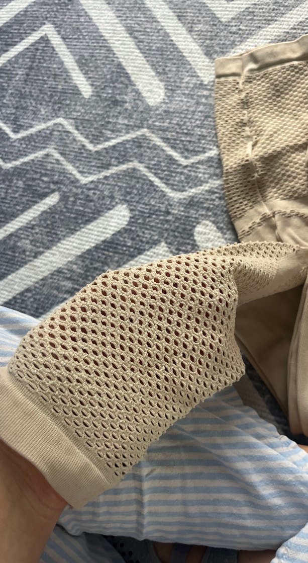 Bej Kadın Spor Tayt - Esnek ve Rahat - Görsel 2