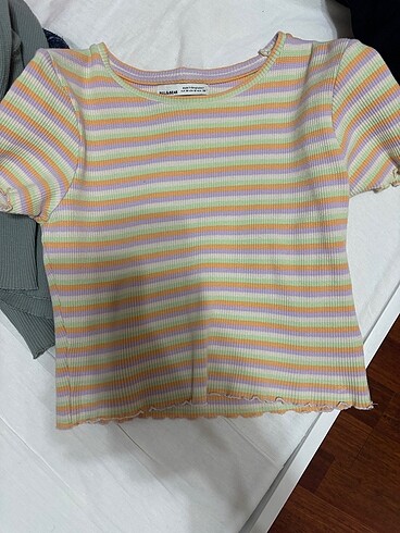 pull and bear crop ikisi birlikte satiliktir